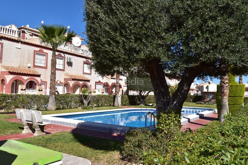 Foto 01c0162a-5387-4664-818c-16ccd882a8ac. Casa adossada amb piscina a La Florida Orihuela