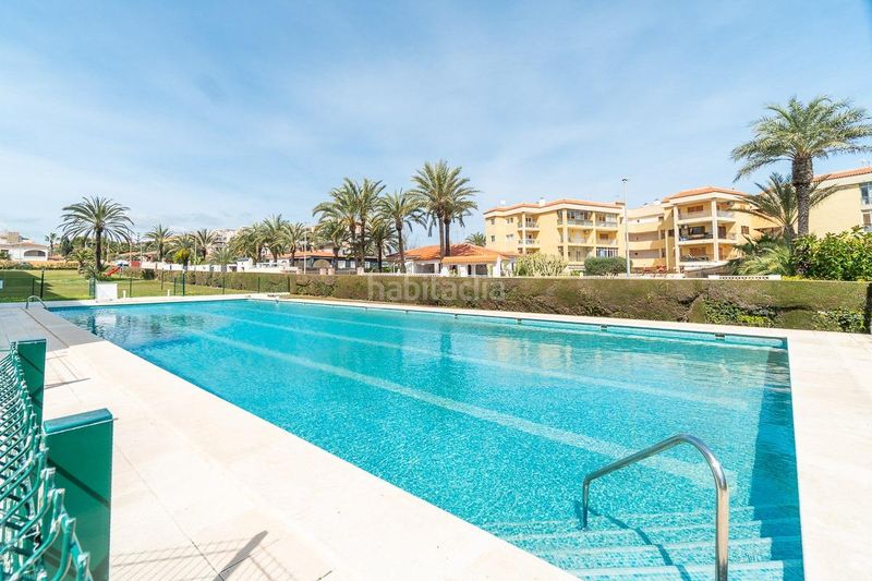 Foto bc861f1c-bf6a-4e77-b403-5bfe85a17f8b. Apartament amb aparcament piscina a Punta Prima Torrevieja