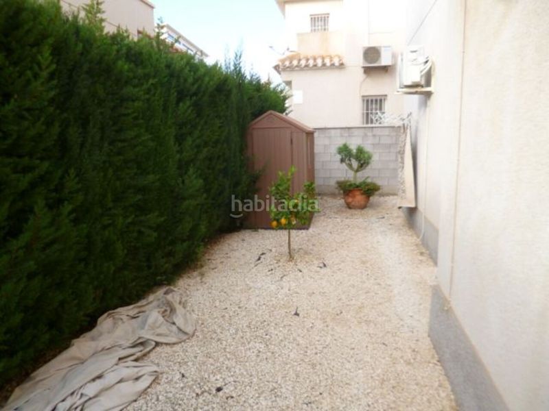Foto 2ab3512a-8962-40c7-a262-0a8ff494372b. Casa en La Zenia Orihuela