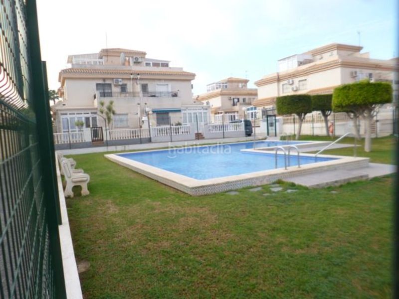Foto e1138a07-f59a-4480-bacf-d82205e3d495. Casa en La Zenia Orihuela