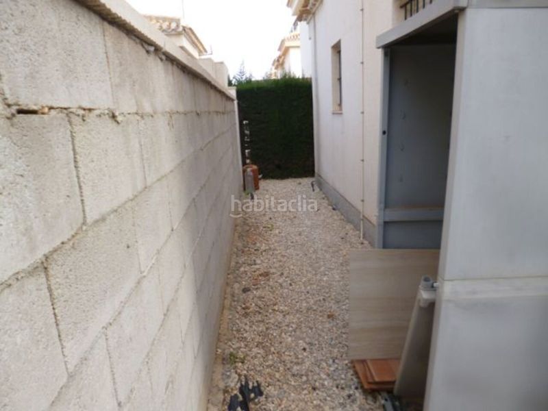 Foto e695cd47-f5f0-4bad-a089-803c7fbf2b8c. Casa en La Zenia Orihuela