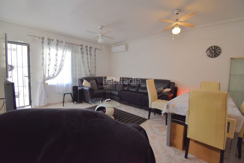 Foto 50a7ce11-ed85-4ec3-9192-80f9f0de380d. Casa adosada en Playa Flamenca Orihuela
