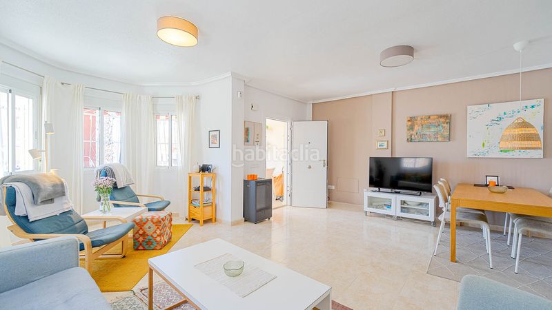 Foto b34ab4e7-5187-4847-8199-9a720fce971a. Casa adossada a Lo Marabú Rojales