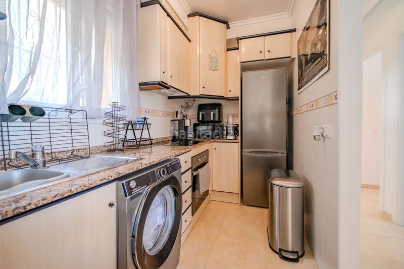 Foto b8e6e9d2-5ab1-4b50-83ef-4fb12e458a75. Apartament a Benijófar