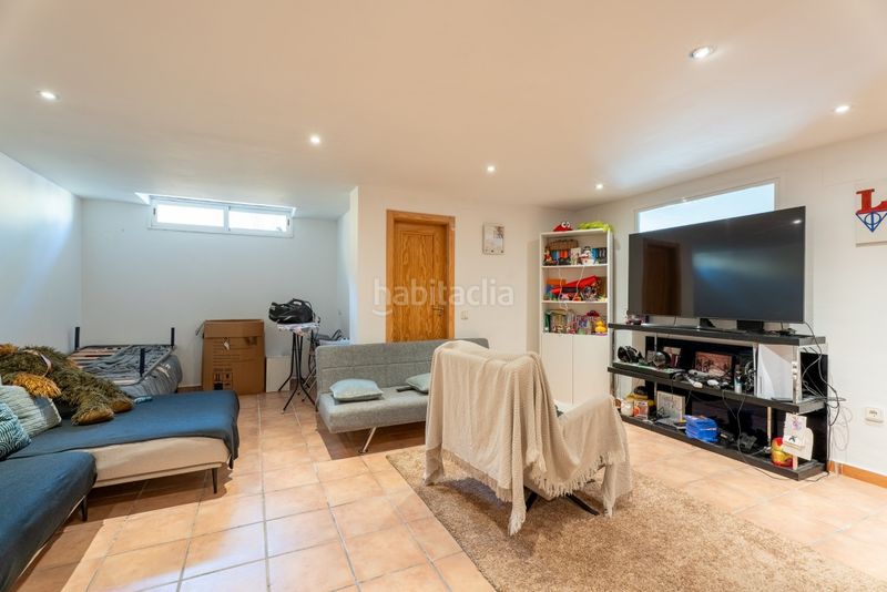 Foto a5b02f6b-d420-4cbd-9ad3-6c0de376d2b2. Casa adossada a La Alberca Polop