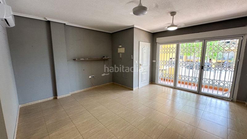 Foto fe91375b-34b3-426e-a23e-dc55d167343b. Casa a Daya Nueva