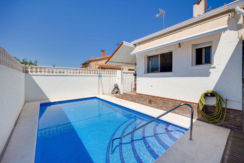 Foto 18105454-a156-4764-b26a-422a0b22b1f0. Casa amb aparcament piscina a San Fulgencio
