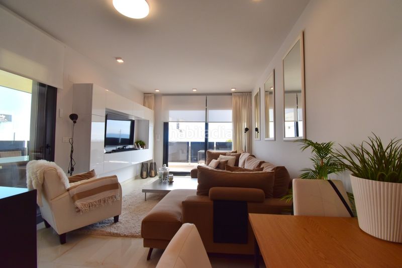 Foto 0b015eb8-c78f-4345-83ef-933524e5496f. Apartament a Punta Prima Orihuela