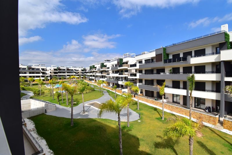 Foto 5577a907-79d4-4ffd-8978-b61d6a50a303. Apartament a Punta Prima Orihuela