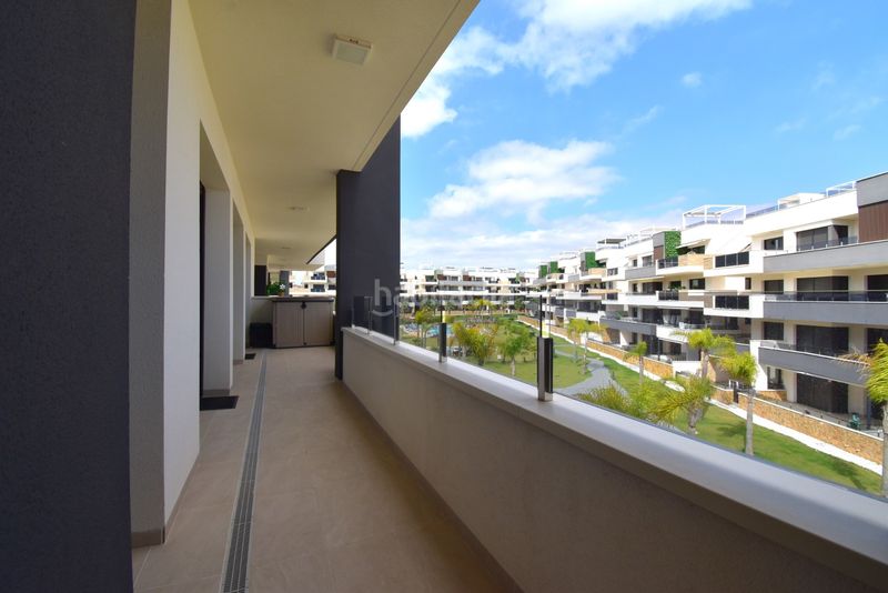 Foto f0caaea7-27b6-498a-b425-d228cc64e456. Apartament a Punta Prima Orihuela