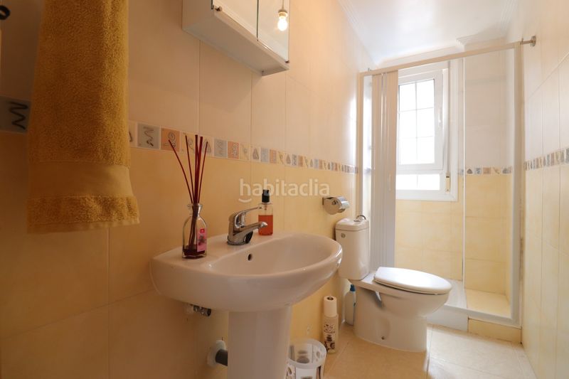 Foto 432202f9-58e5-45b3-9a1b-3ffccff843b0. Casa amb piscina a Montesinos (Los)