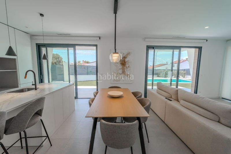 Foto 182351a3-6075-4ea3-a360-c25dd7185cbd. Casa en Benijófar
