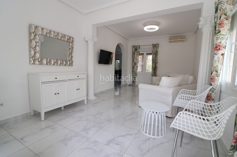 Foto 6e729d0a-502c-4fea-9962-74b689d320e5. Casa amb aparcament piscina a Centro de la Ciudad Quesada Rojales