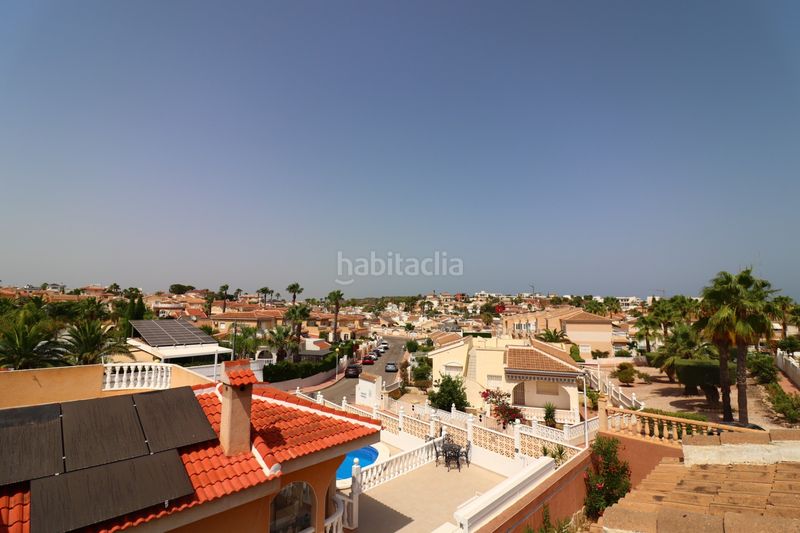 Foto 930197a0-beb7-4d9e-b2a9-a7fc00741fad. Casa amb aparcament piscina a Centro de la Ciudad Quesada Rojales