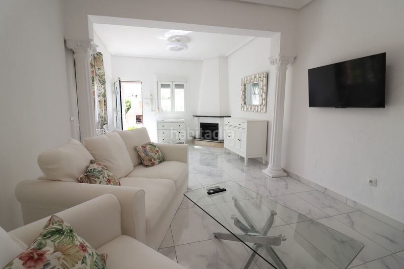 Foto debd21b1-2452-4950-b3b7-2cd35519c79a. Casa amb aparcament piscina a Centro de la Ciudad Quesada Rojales