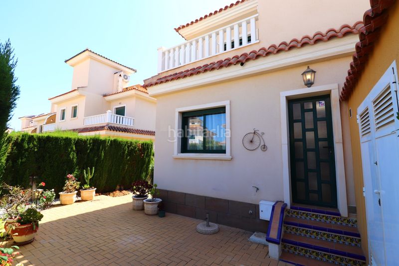 Foto 58e5d184-6a8a-42fa-9d5c-ea30d7f14946. Casa adossada a Lo Marabú Rojales