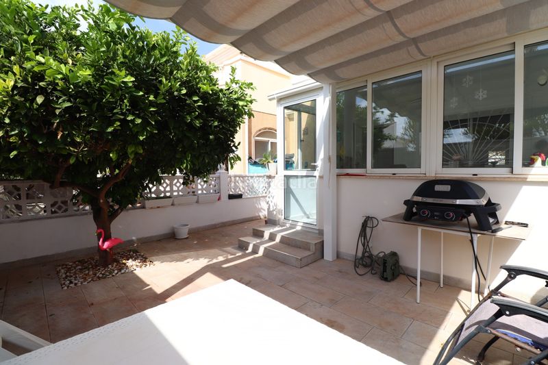 Foto 10f383b3-7901-4292-a791-5ce62127d22e. Casa adossada a Benijófar