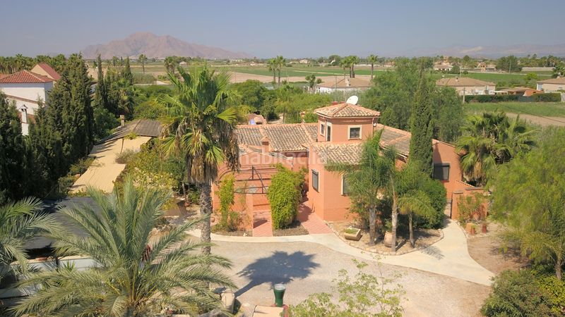 Foto ba69076f-49e0-46a1-8d3f-7230ab5a5e12. Masia amb aparcament a Catral