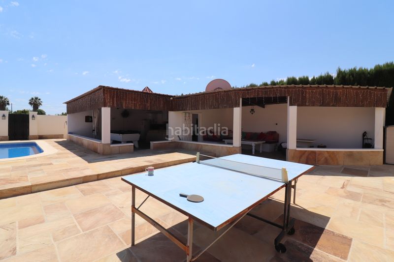 Foto fee270b0-0104-46ba-b0bb-c2e9998a3b6c. Masía en Almoradí