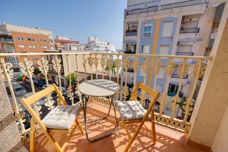 Foto a3cdff34-865c-455c-b460-ddddb79c59b9. Apartament amb aparcament a El Molino Torrevieja