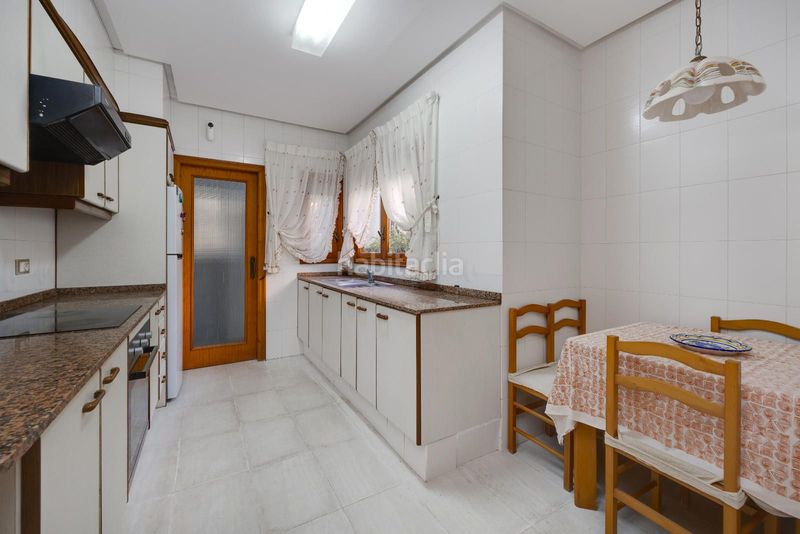 Foto 51fc10b9-b087-4222-b6b4-44614c17ff0d. Casa a Calas Santiago Bernabeu Santa Pola