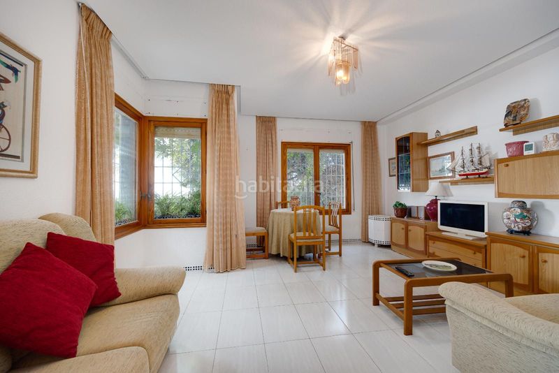 Foto b1559128-2332-48a8-afbe-2b33680715af. Casa a Calas Santiago Bernabeu Santa Pola