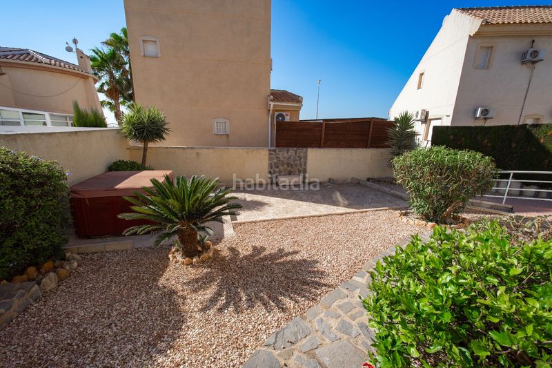 Foto bf82c5fe-0f3b-4969-8a91-989d60084723. Casa a Benijófar