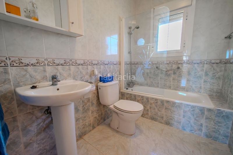 Foto e6d30aee-fd65-4497-8508-616b0b405552. Casa a Benijófar