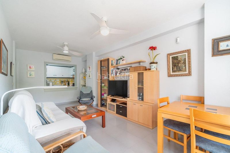 Foto 57eb3bb4-853e-4b14-9d0b-ec3f4d097ff4. Apartament amb piscina a Campoamor Orihuela