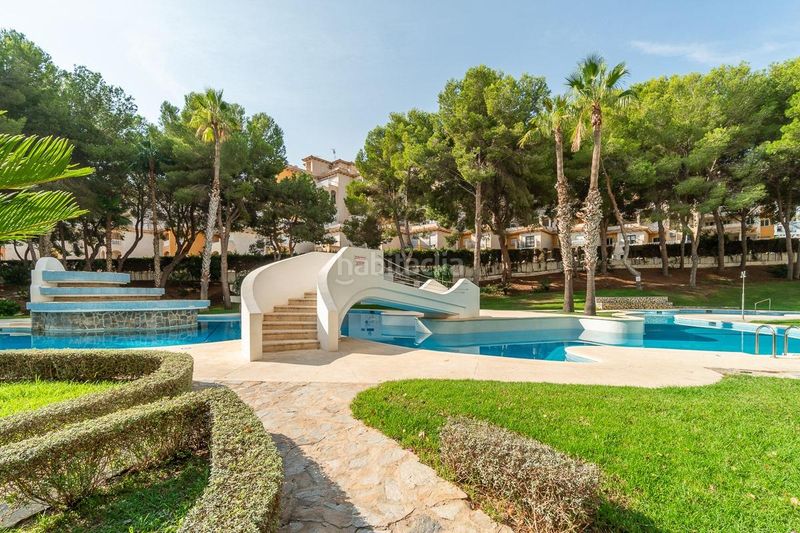 Foto 71e9a97b-96ce-4a99-94d6-e2435d44a3c4. Apartament amb piscina a Campoamor Orihuela