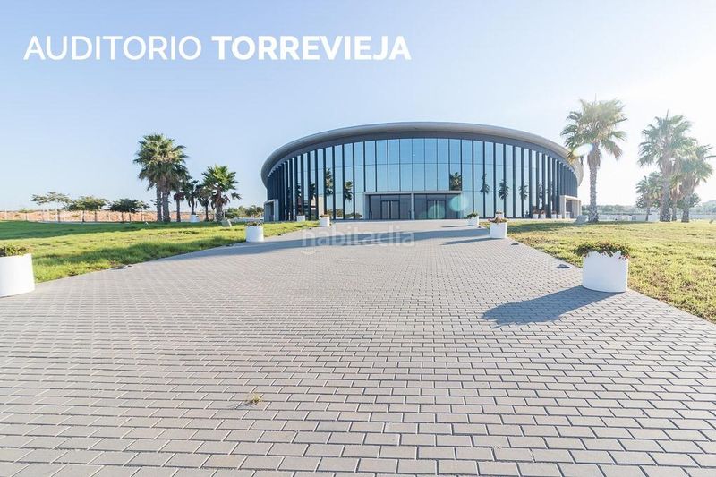 Foto abd64eba-3615-4745-b9d0-6df7b08e9cc3. Apartament amb piscina a Campoamor Orihuela