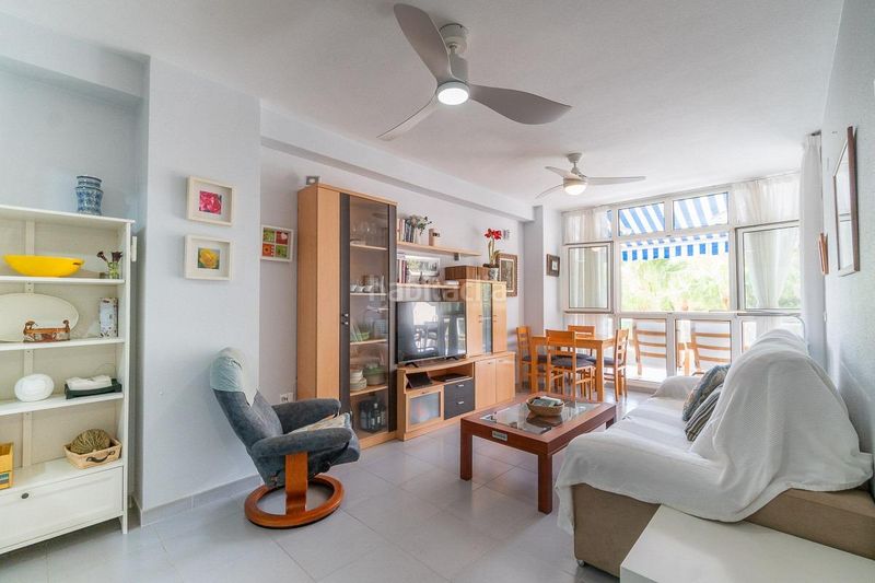 Foto be31baf4-7022-4d08-a8fd-a5d5e14402fa. Apartament amb piscina a Campoamor Orihuela