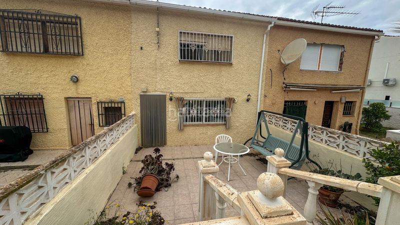 Foto 13d5861b-3ec6-4a29-8905-0a3b62e20892. Casa adossada a La Florida Orihuela