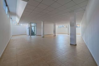 Local Comercial a Antonio Machado