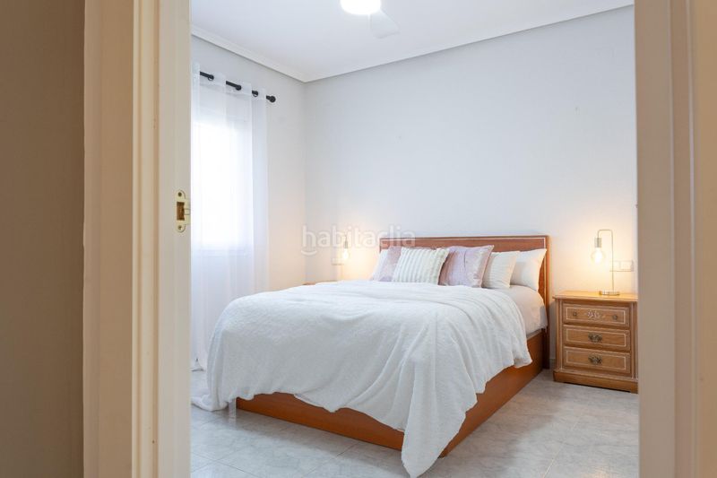 Foto 7bdc5b54-d52b-4bc7-947d-03ac7a553937. Casa en Playa Flamenca Orihuela