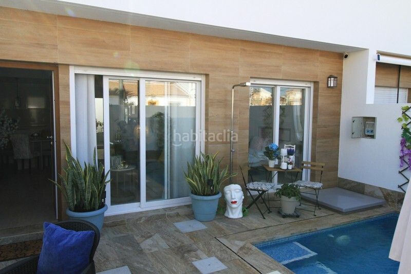 Foto 1f793cec-c8b8-4427-bf8b-279cf2628cef. Casa adossada amb piscina a Jerónimo y Avileses Murcia