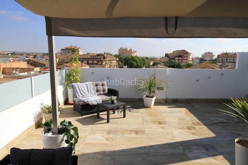 Foto 30d68849-e643-43ae-9fe9-19ae6599df3f. Casa adossada amb piscina a Jerónimo y Avileses Murcia