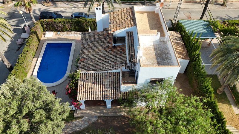 Foto a7bf1778-1916-480b-bde1-e2cfca3bbe86. Casa amb aparcament a Cabo Roig Orihuela