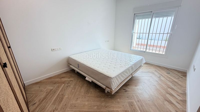 Foto a4c27511-399a-46de-8e53-f9c55fa7cc8a. Casa adossada a Catral