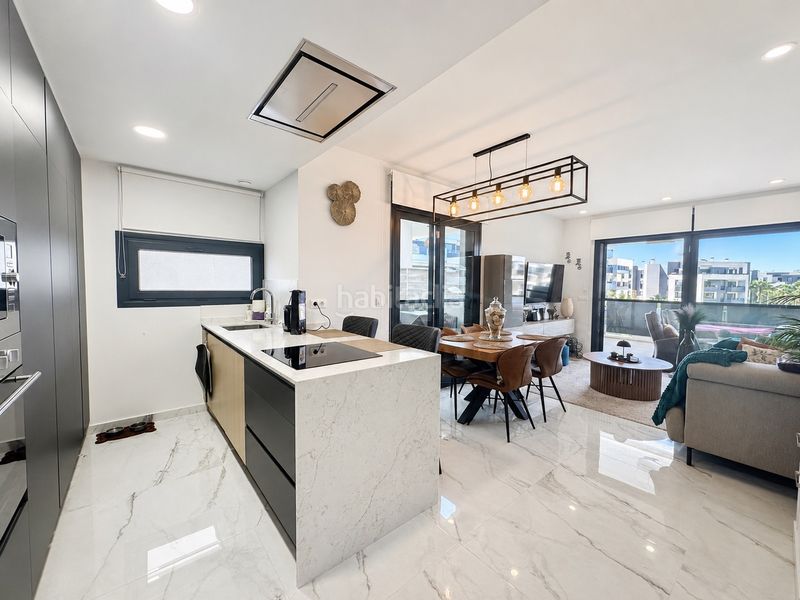 Foto a596ae45-2b39-4e47-aa66-ad32a8ef3192. Apartament a Los Almendros Orihuela