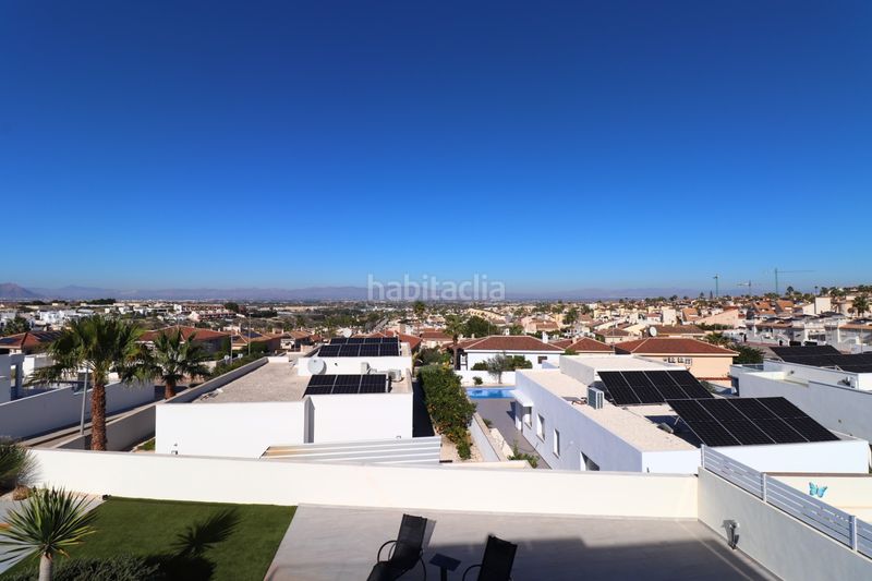 Foto 7f0a6b81-d5b3-4b63-8492-91db2e7e42b3. Casa amb piscina a Benijófar