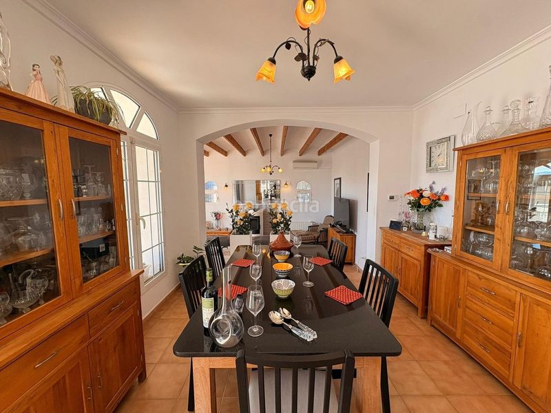 Foto db8337f8-4748-42e8-a89e-d73d06ec4d16. Casa amb piscina a Monòver
