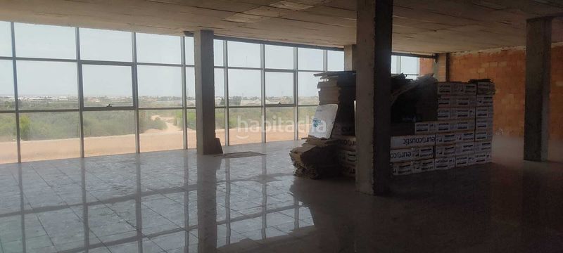 Foto 94b241a1-9b33-4e66-aa32-7780d9022c67. Local comercial a Centro Alcázares (Los)