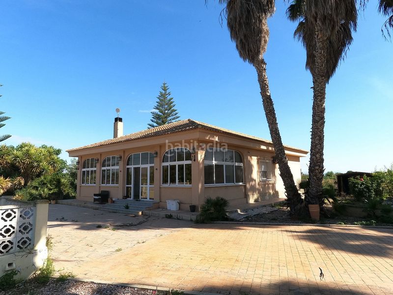 Foto d7d7d7f9-bddd-403d-b7af-e416dfd0e536. Casa a Almoradí