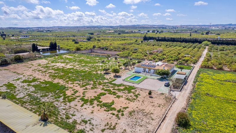 Foto c2dce4ba-28be-4034-8532-156c5d457bab. Casa a Montesinos (Los)