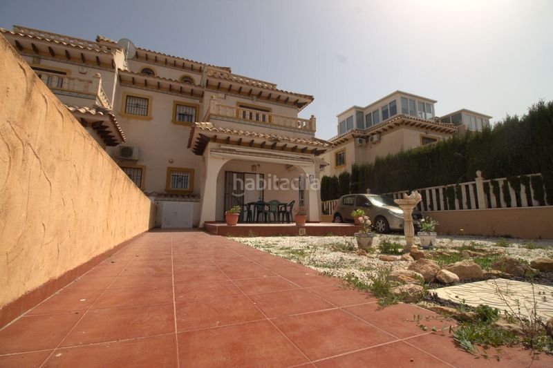 Foto e5e7ca06-6316-4f5a-a8f3-f52f07fabc5b. Dúplex amb aparcament a Lomas de Cabo Roig - Los Dolses Orihuela