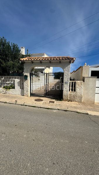 Foto 07694bcd-32b8-4b2d-847b-61f30a005736. Casa en Playa Flamenca Orihuela