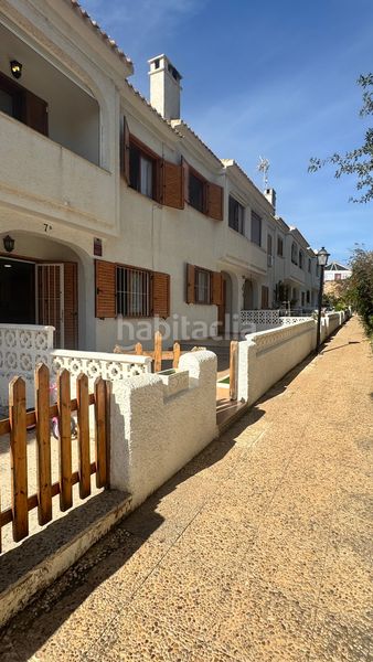 Foto c91ee6e2-390c-48b1-bf80-be741ddffabf. Casa en Playa Flamenca Orihuela