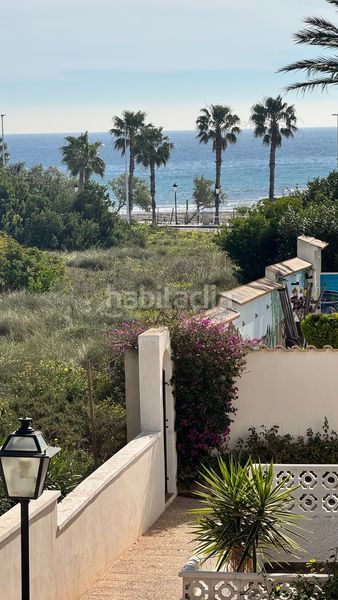 Foto f25bf315-1b30-4f7c-8670-16ee1b310022. Casa en Playa Flamenca Orihuela