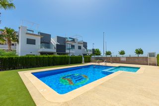 Apartament a Pilar de la Horadada Ciudad